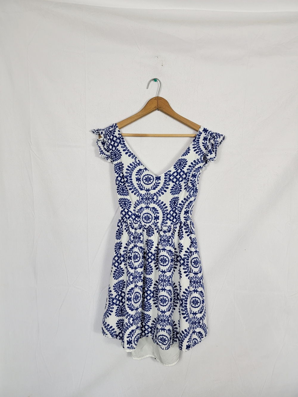 Women's Medium Floral Open Back Dress
